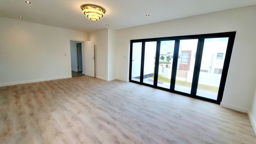 Commercial Property for Sale in Sandown Western Cape